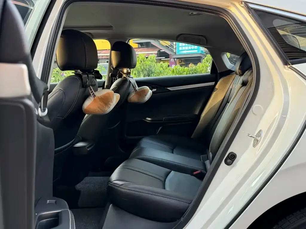 Honda Civic 2021 из CN, фото 2