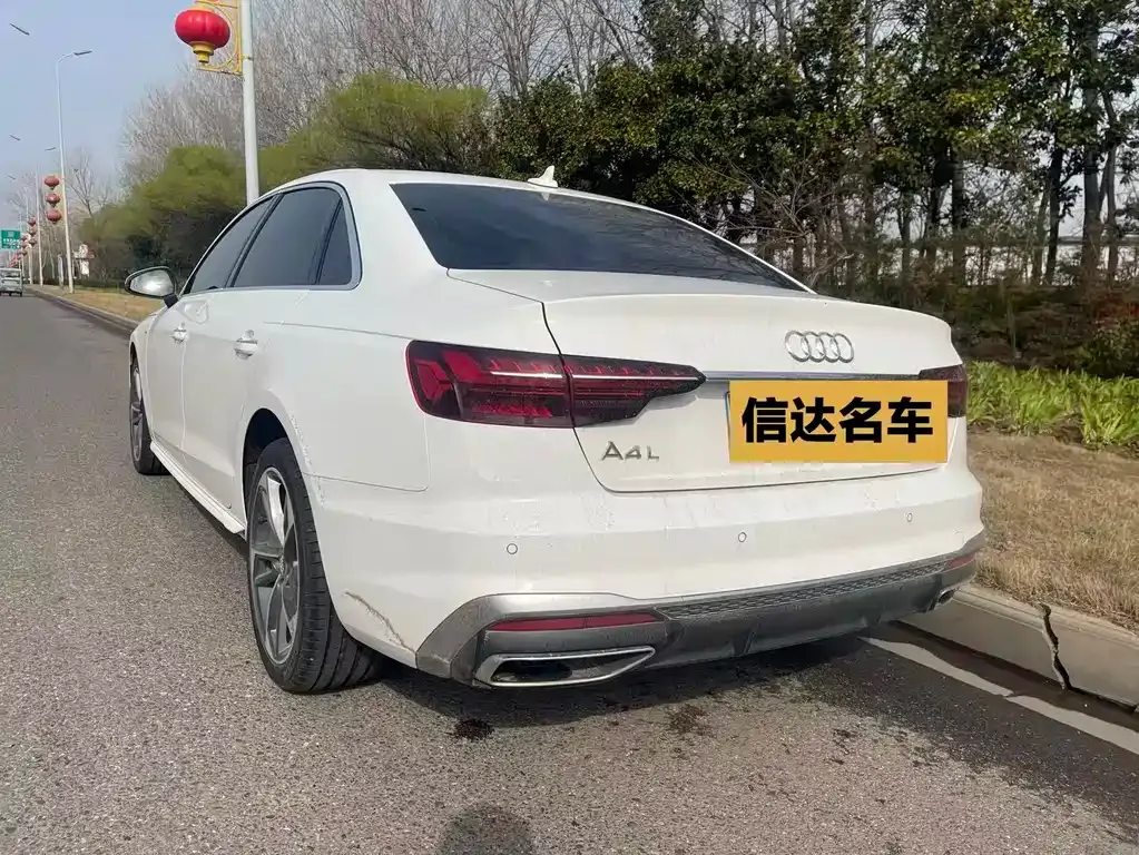 Audi A4L 2021 из CN, фото 9