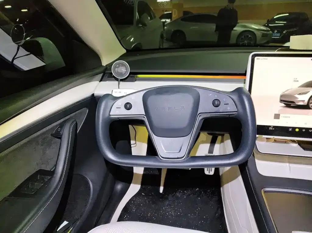 Tesla Model Y 2023 из CN, фото 7