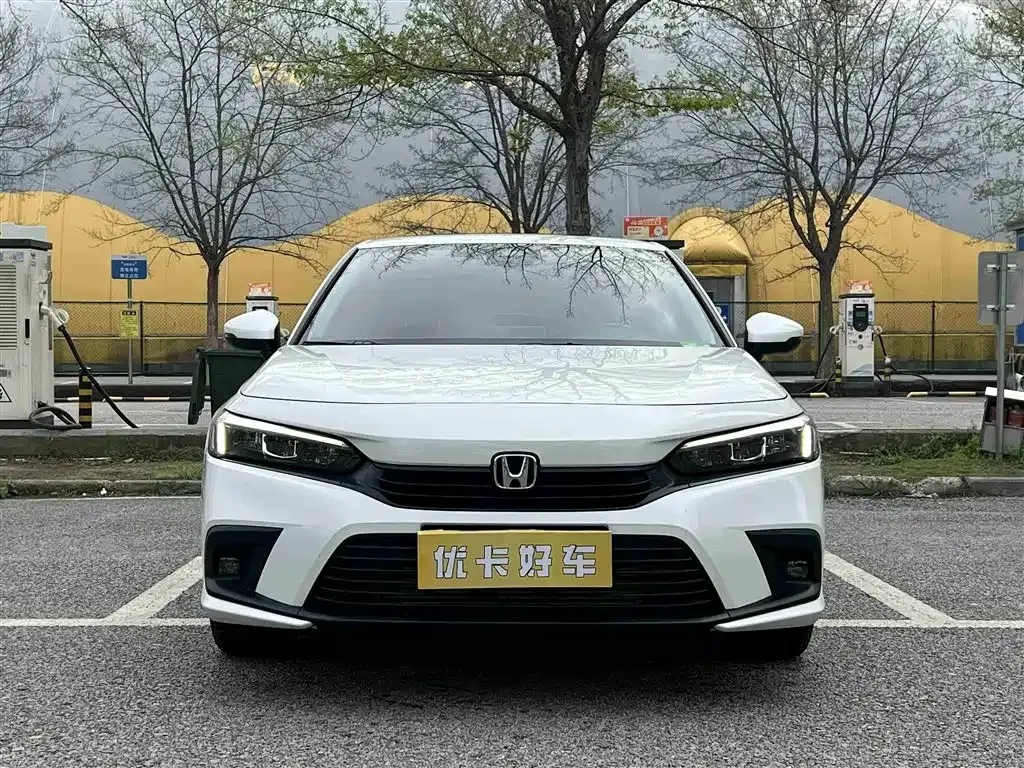 Honda Civic — фото 10