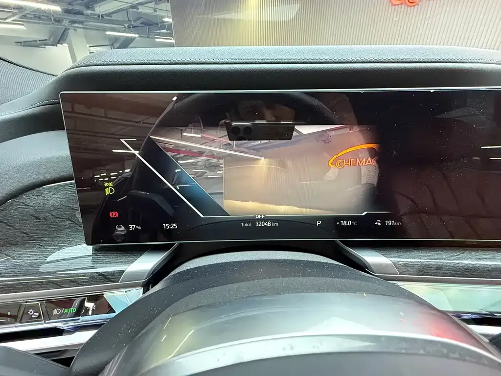 BMW i7 2024 из CN, фото 8