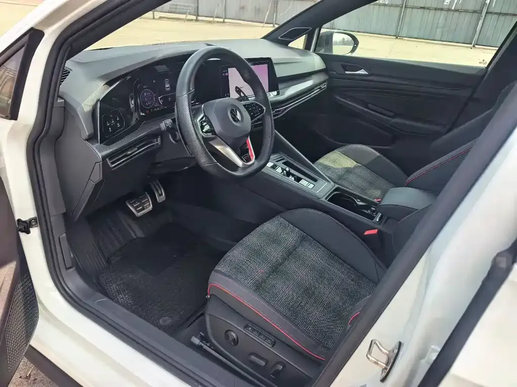 Volkswagen Golf GTI 2023 из CN, фото 8