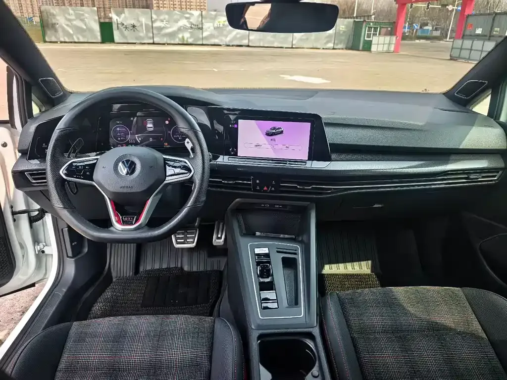 Volkswagen Golf GTI 2023 из CN, фото 6