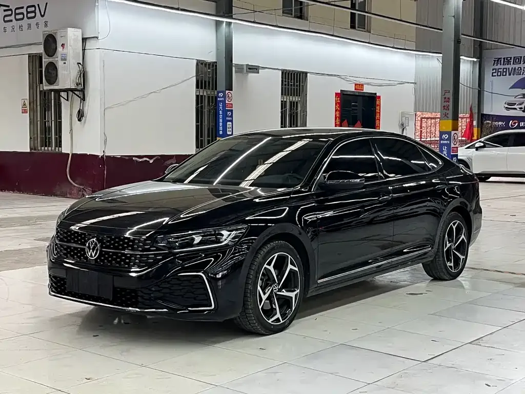 Volkswagen Passat 2024 из CN, фото 1