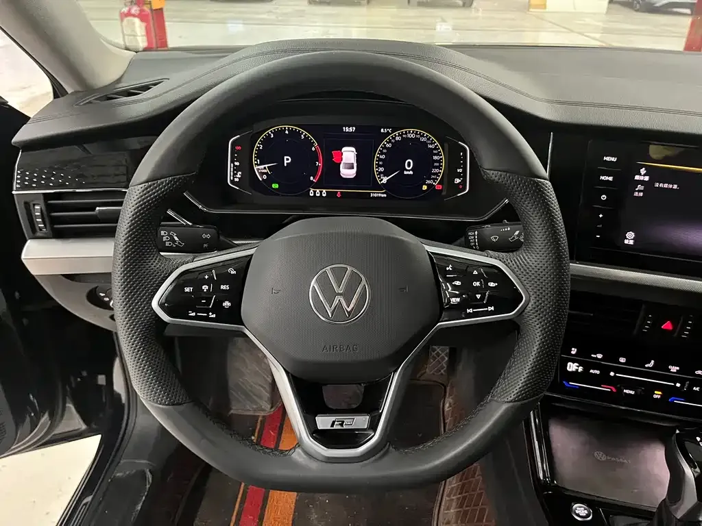Volkswagen Passat 2024 из CN, фото 3