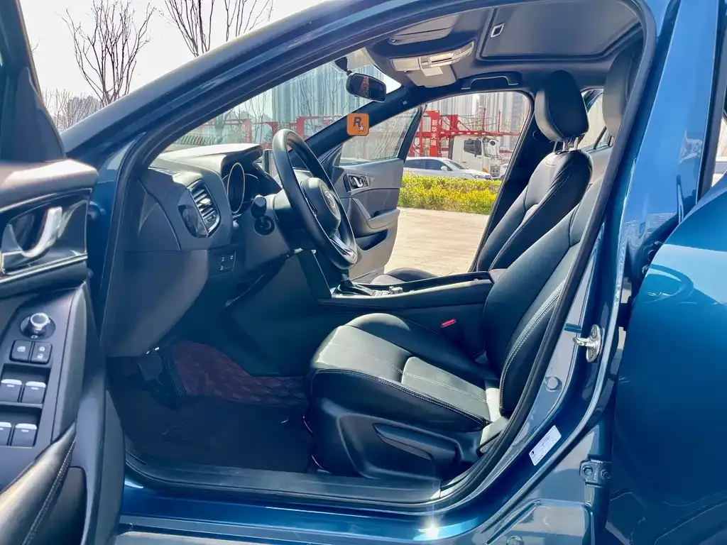 Mazda CX-4 2021 из CN, фото 9