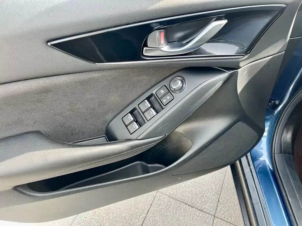 Mazda CX-4 2021 из CN, фото 10