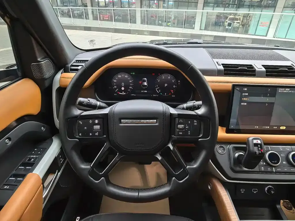 Land Rover Defender — фото 9