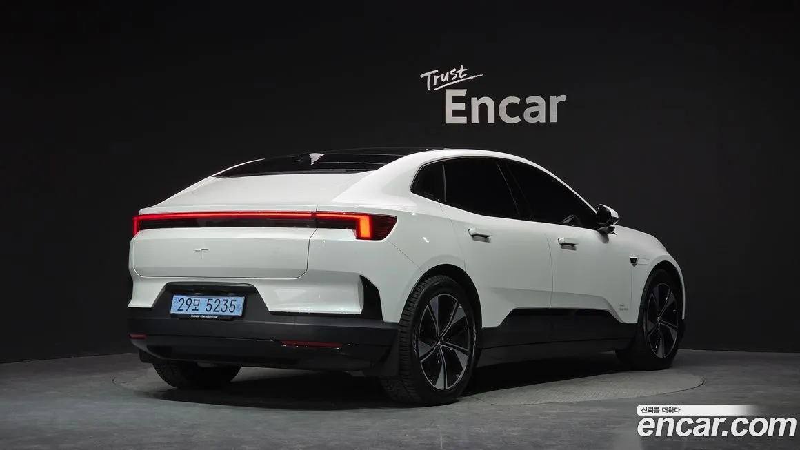 Polestar Polestar 4 — фото 6