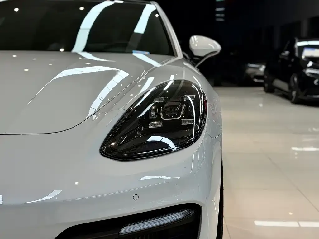 Porsche Panamera — фото 2