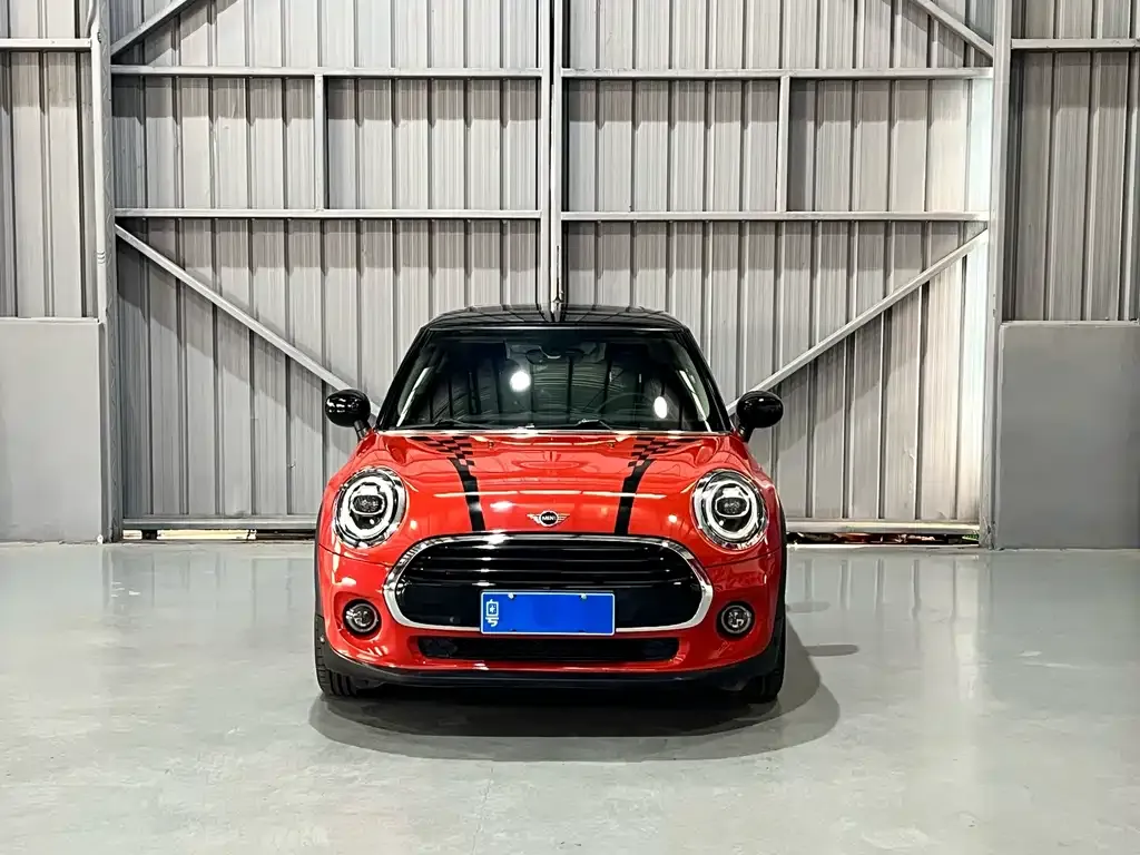 MINI Cooper (3-door) 2021 из CN, фото 2
