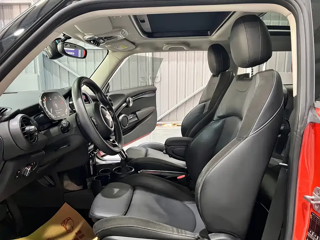 MINI Cooper (3-door) 2021 из CN, фото 3
