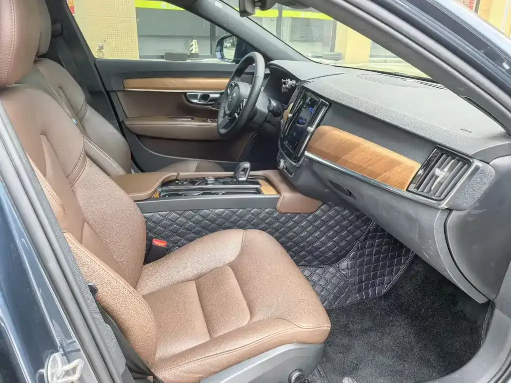 Volvo S90 — фото 2