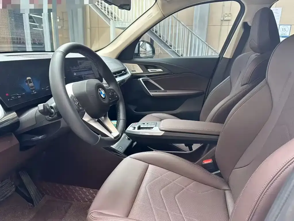 BMW X1 2023 из CN, фото 2