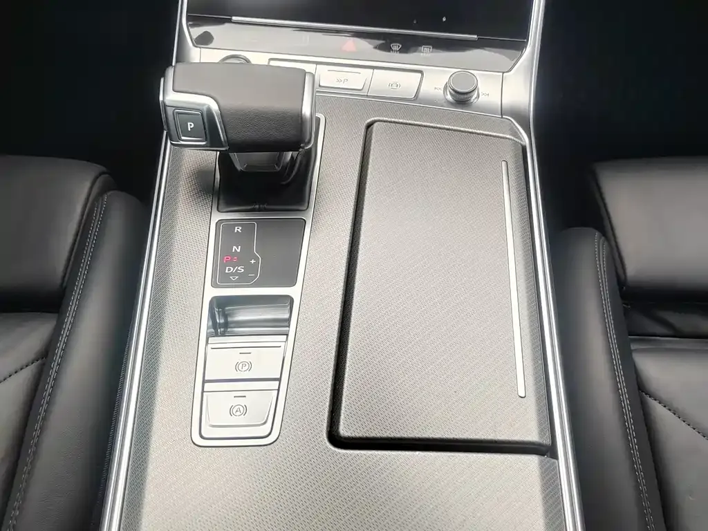 Audi A7 — фото 9