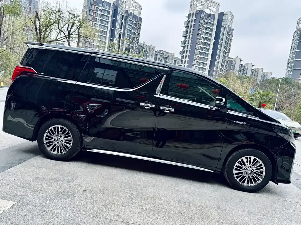 Toyota Alphard 2023 из CN, фото 5