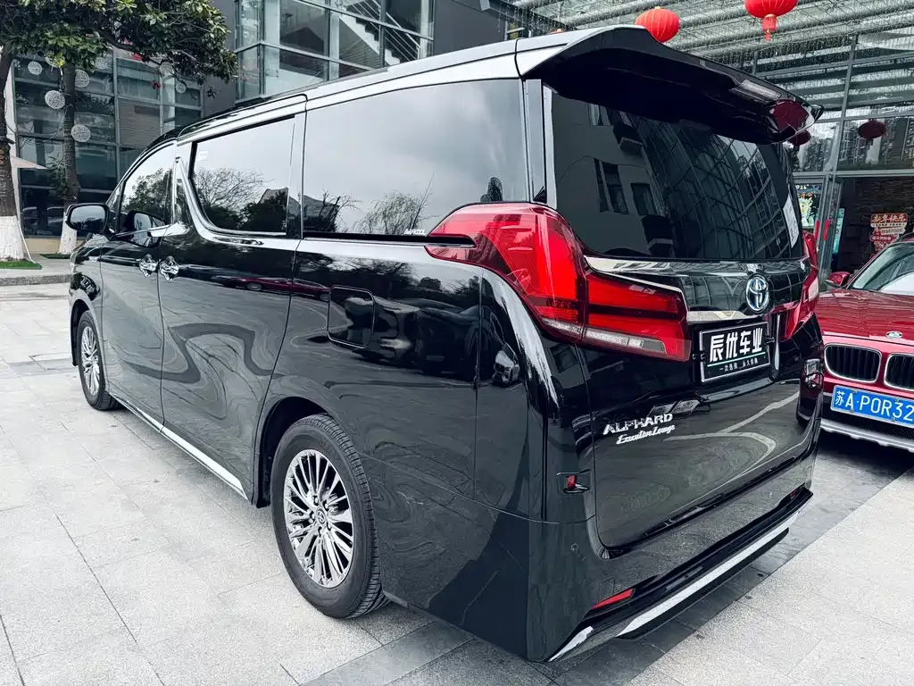 Toyota Alphard 2023 из CN, фото 6