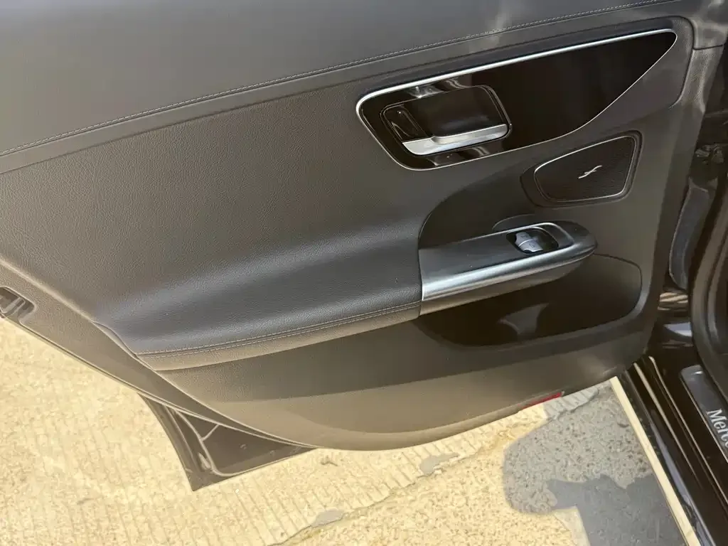 Mercedes-Benz C-Class 2022 из CN, фото 2
