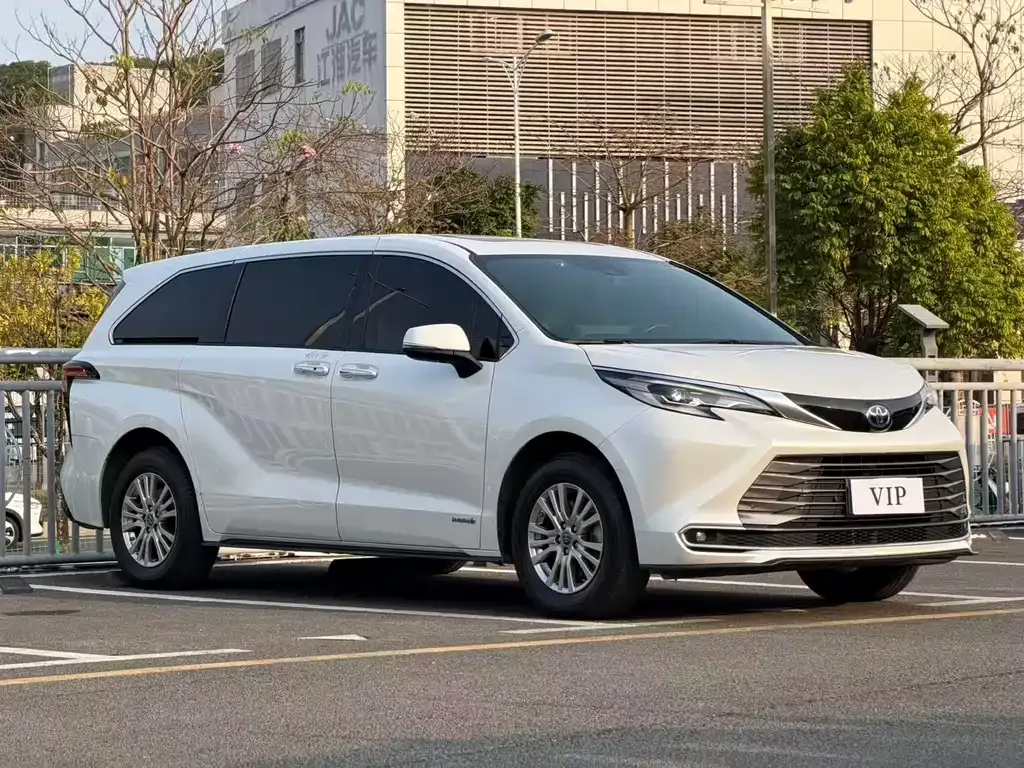 Toyota Sienna 2022 из CN, фото 9