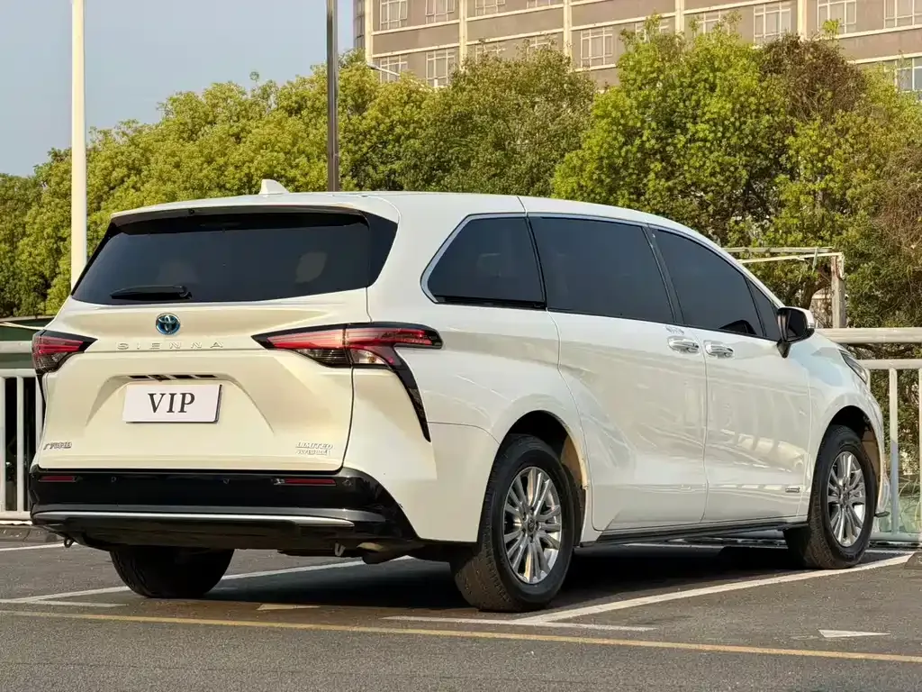 Toyota Sienna 2022 из CN, фото 7