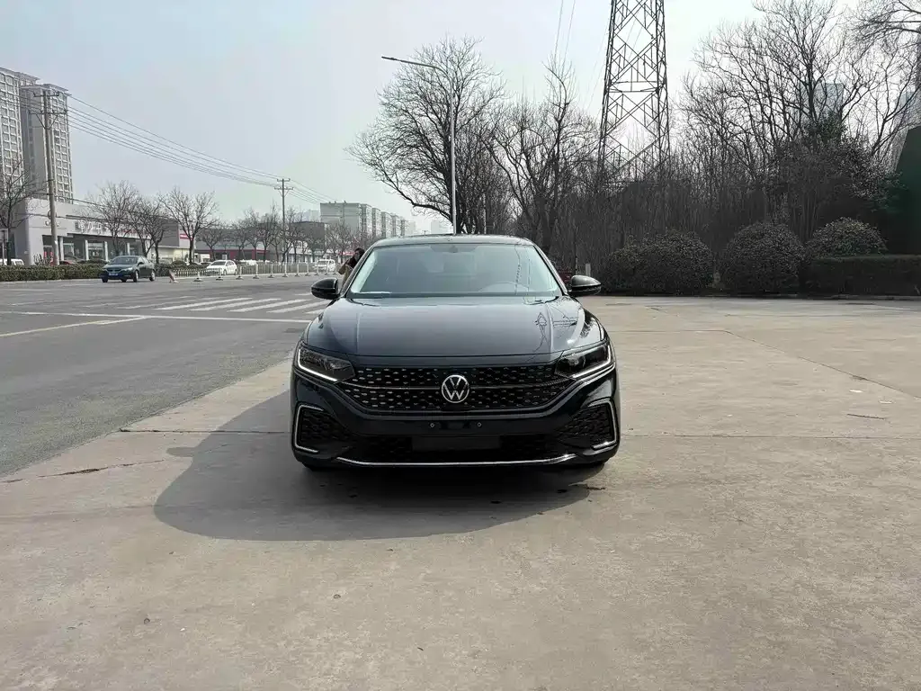 Volkswagen Passat — фото 3