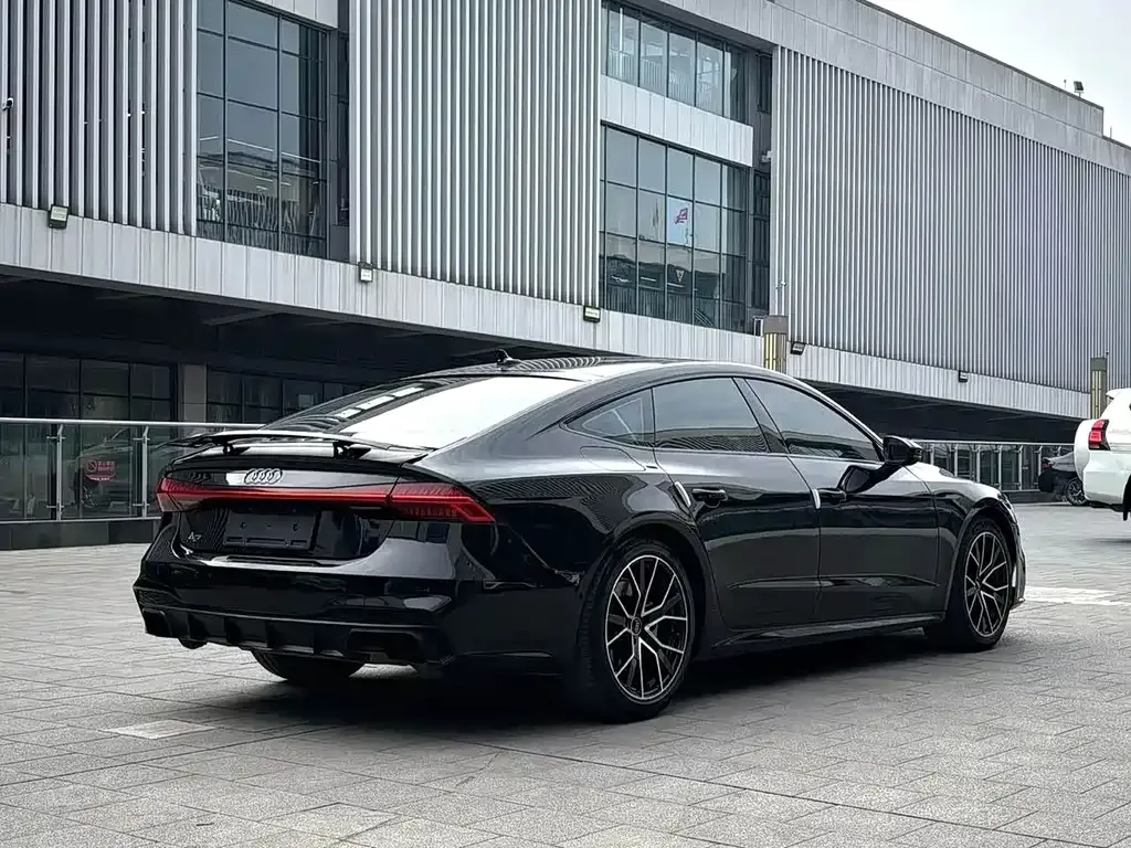 Audi A7 — фото 6
