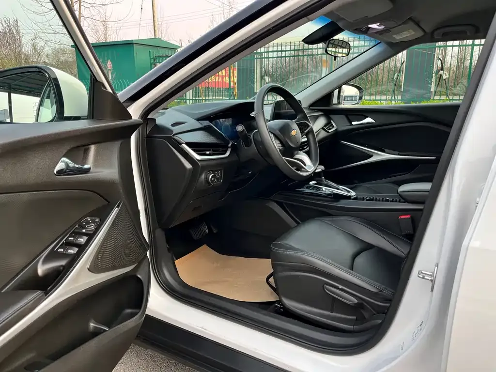 Chevrolet Menlo 2024 из CN, фото 6