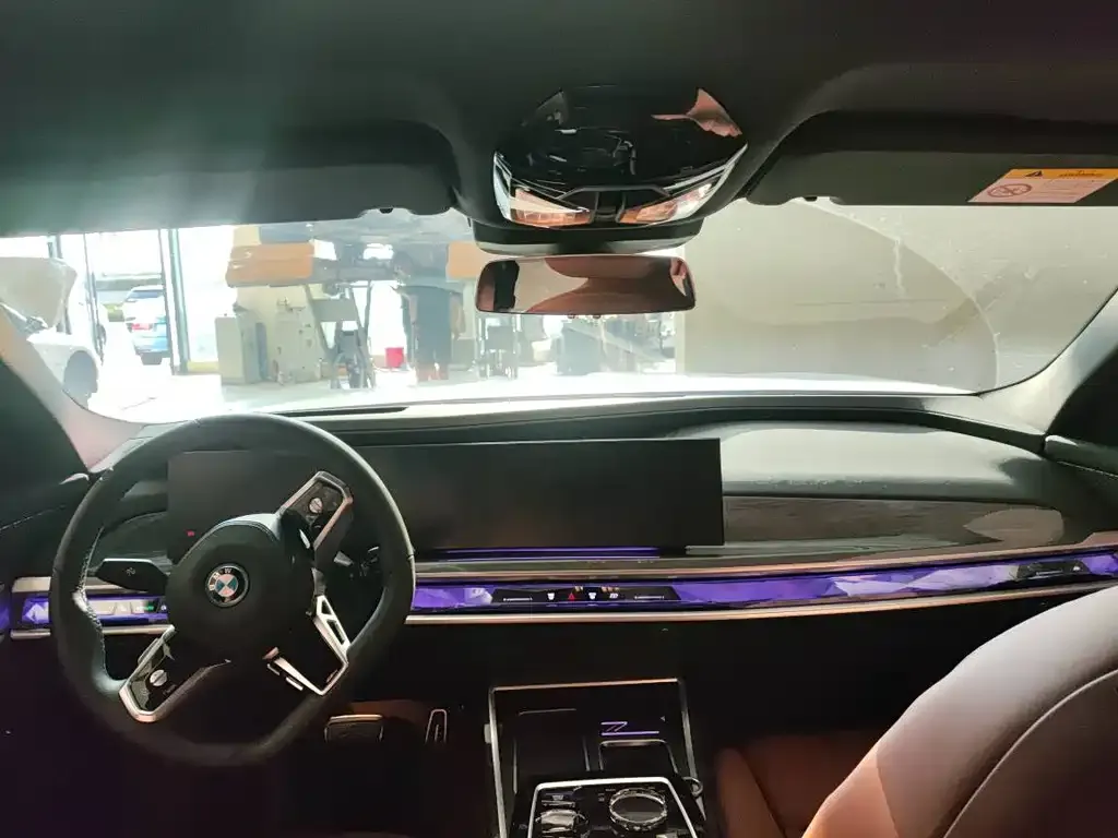 BMW i7 2023 из CN, фото 4