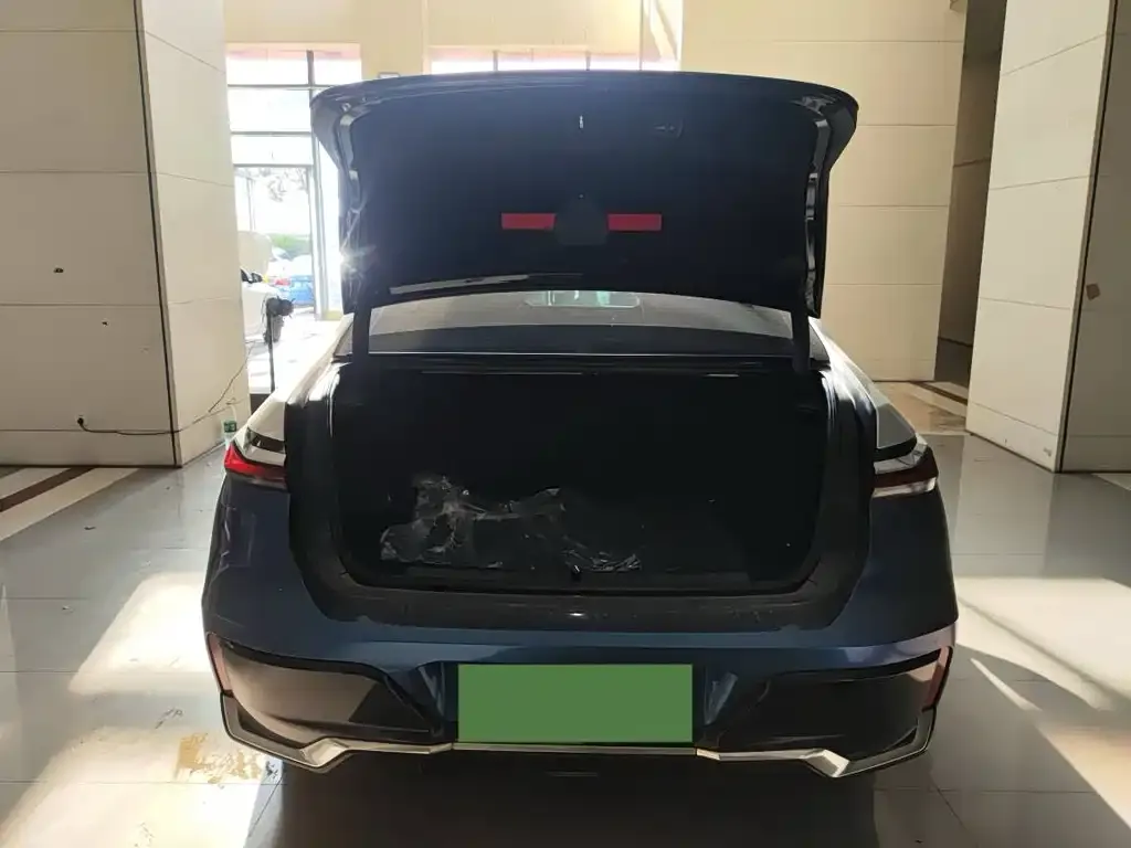 BMW i7 2023 из CN, фото 3