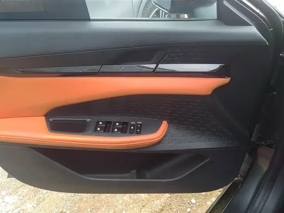 Changan UNI-V 2024 из CN, фото 8
