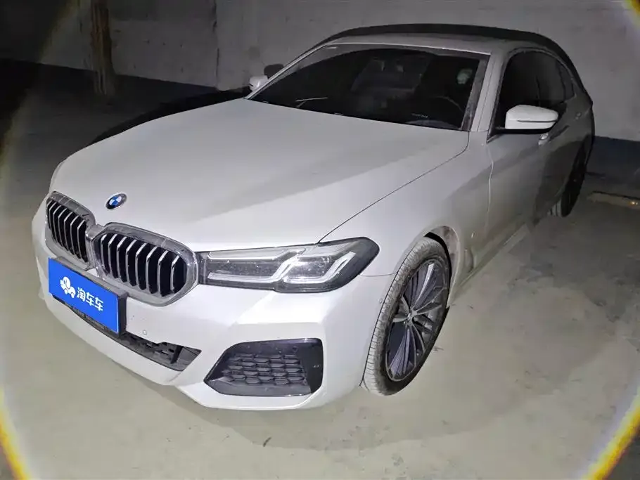 BMW 5 Series — фото 1