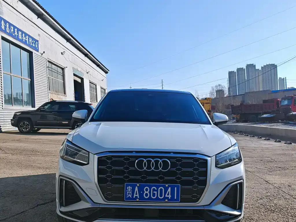 Audi Q2L 2022 из CN, фото 1