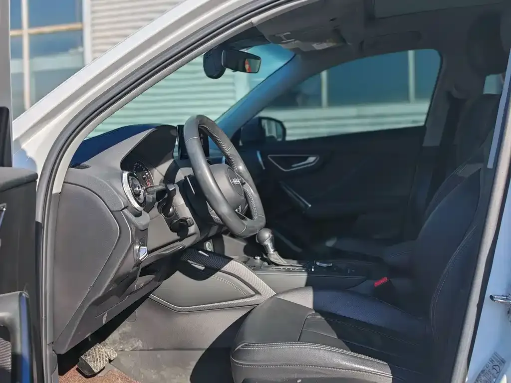 Audi Q2L 2022 из CN, фото 7