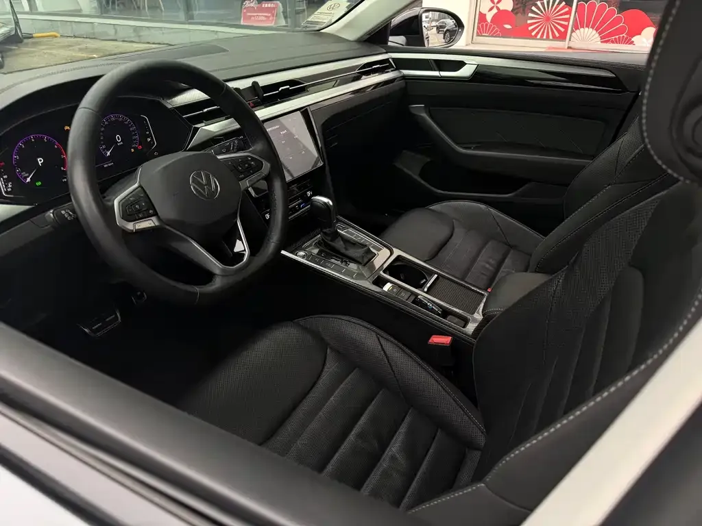 Volkswagen CC 2022 из CN, фото 2
