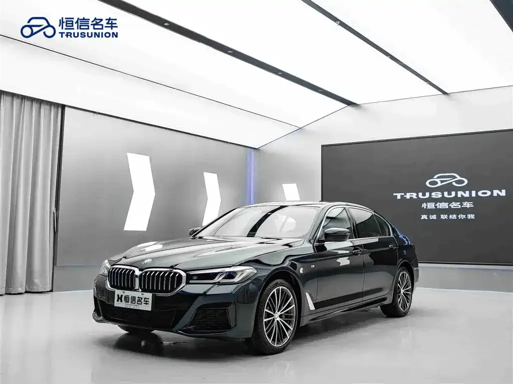 BMW 5 Series — фото 10