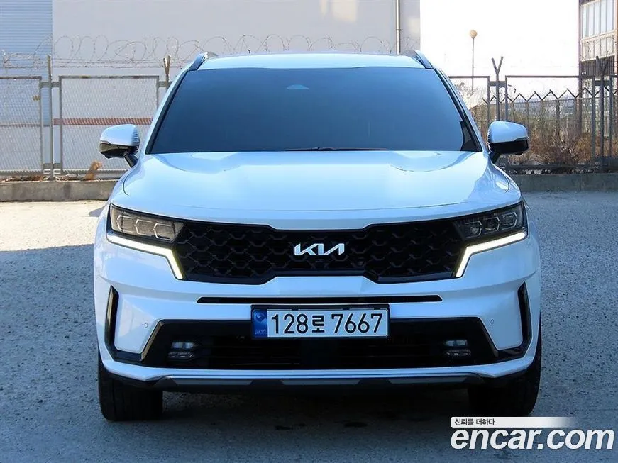 Kia Sorento — фото 1