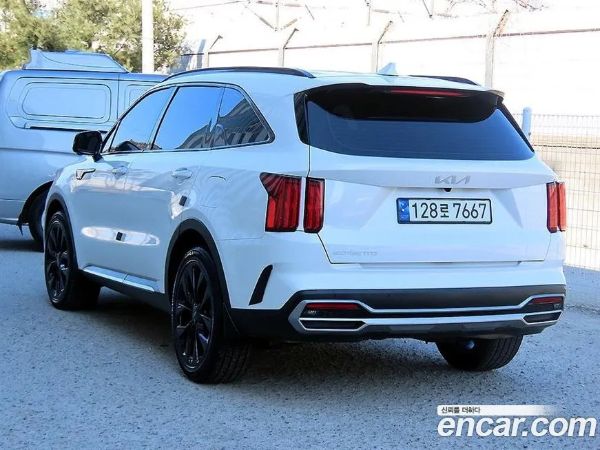 Kia Sorento — фото 4