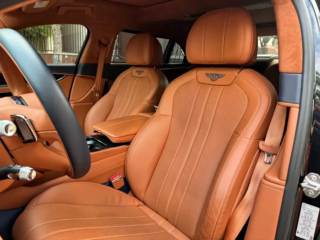 Bentley Flying Spur 2022 из CN, фото 2