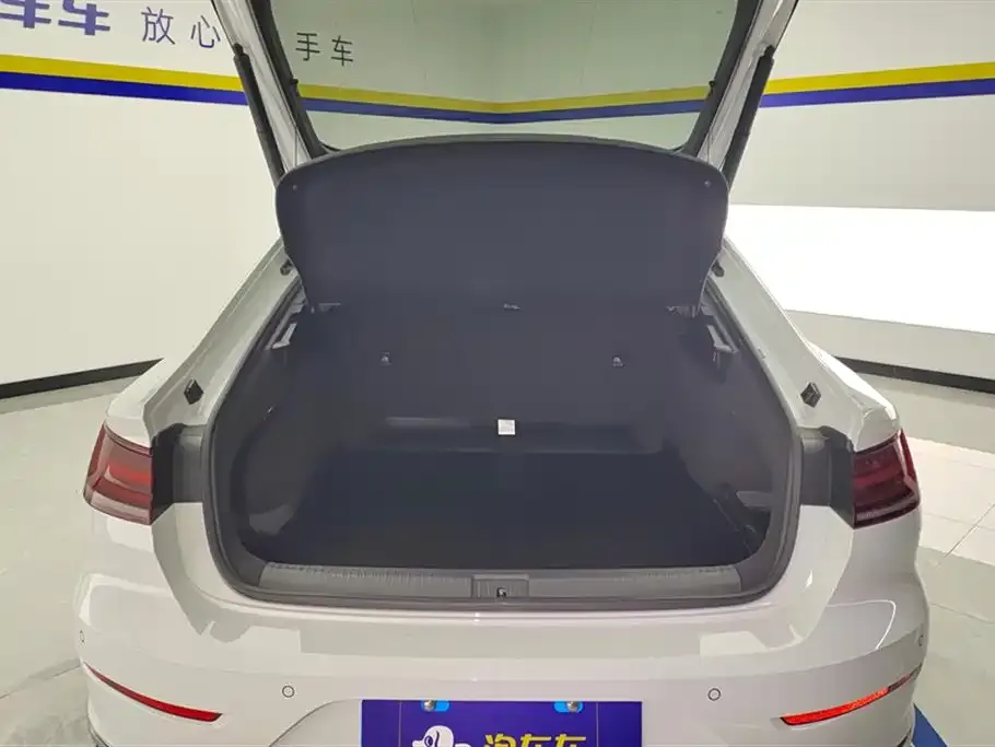 Volkswagen CC 2026 из CN, фото 2