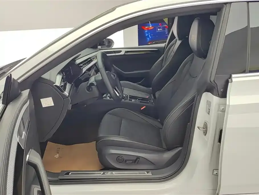Volkswagen CC 2026 из CN, фото 8