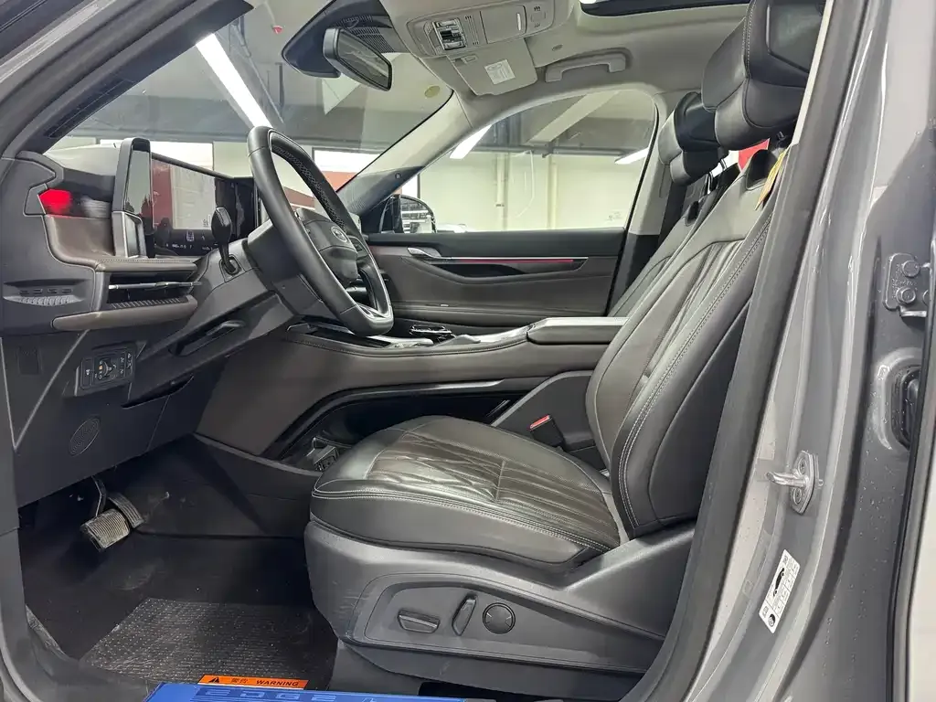Ford Edge 2025 из CN, фото 4