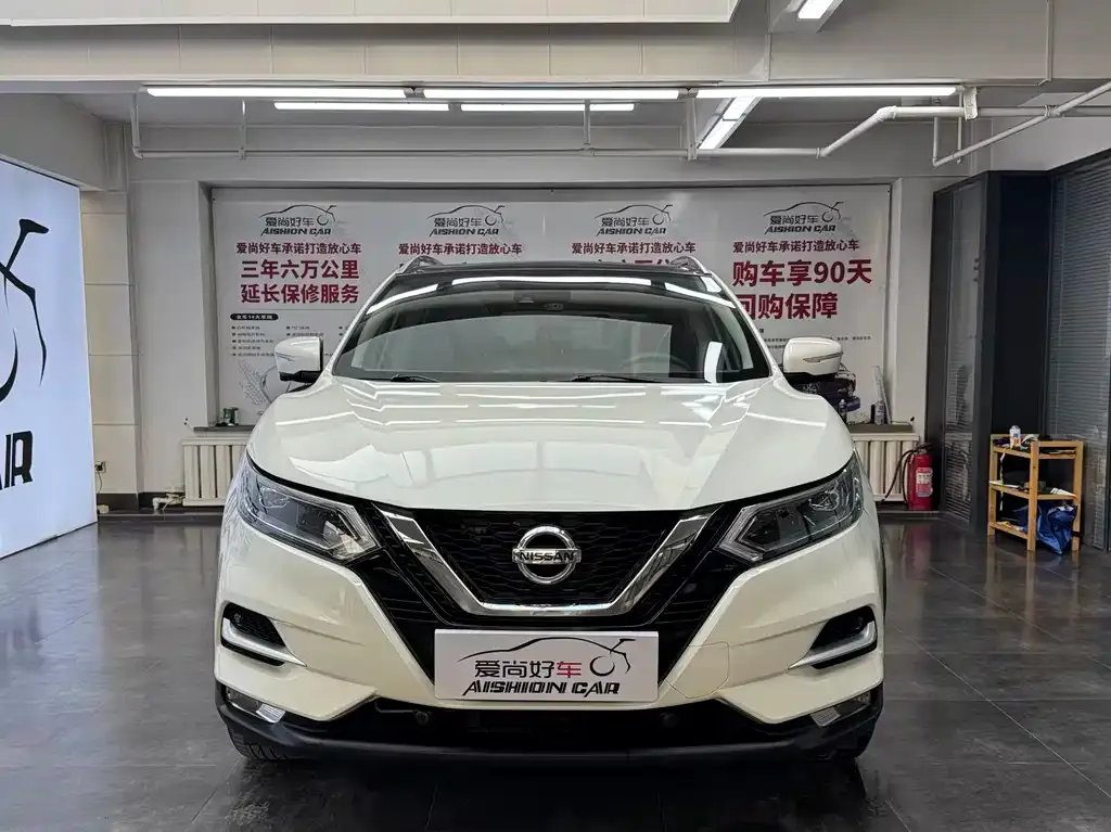 Nissan Qashqai — фото 2