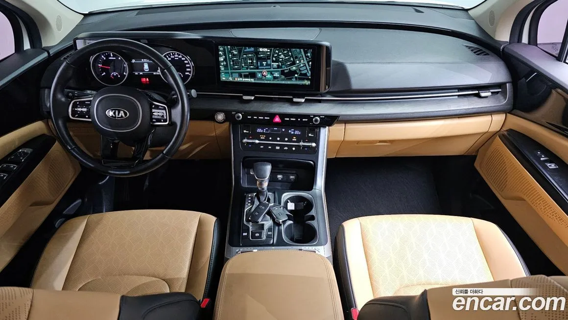 Kia Carnival — фото 4