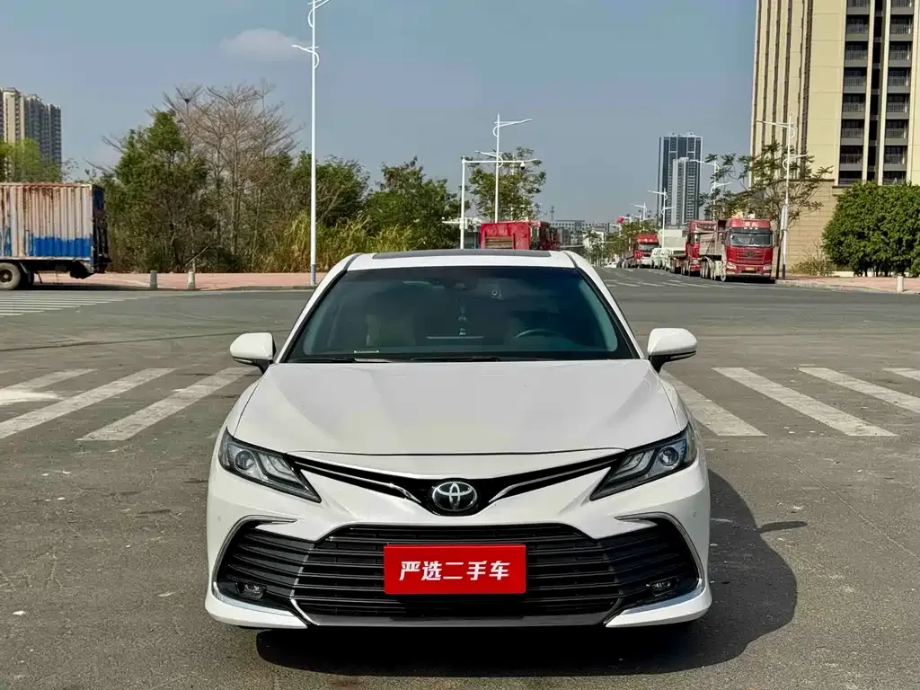 Toyota Camry 2022 из CN, фото 8