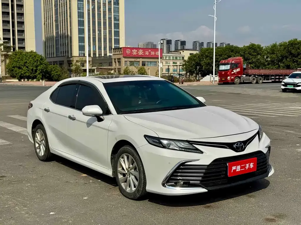 Toyota Camry 2022 из CN, фото 3