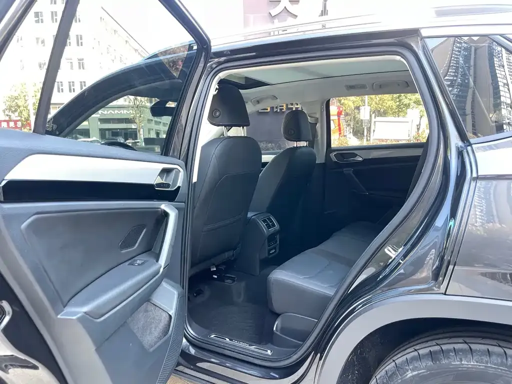 Volkswagen Tayron 2021 из CN, фото 2