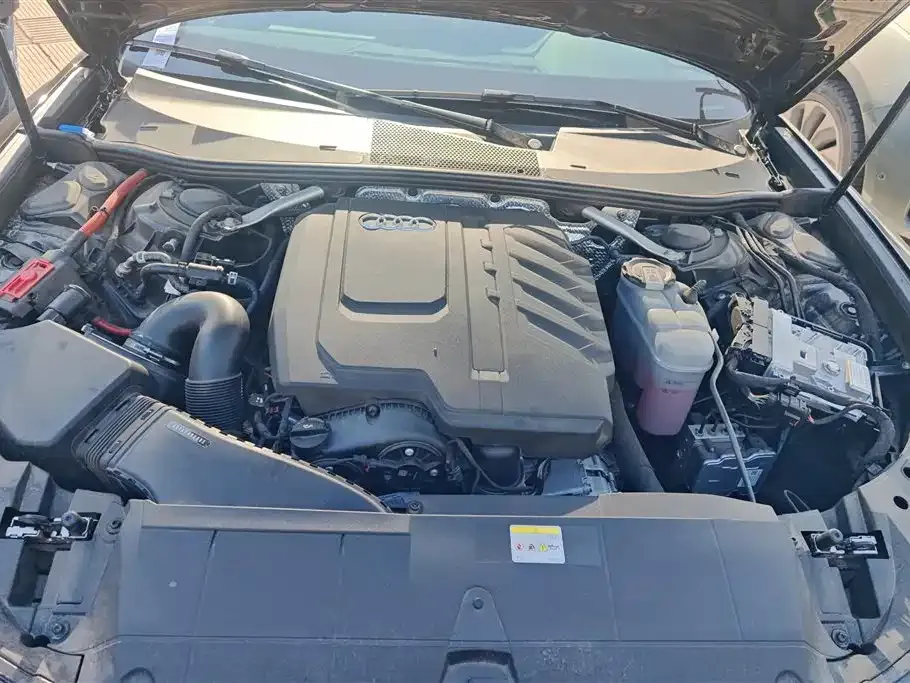 Audi A6L 2025 из CN, фото 2