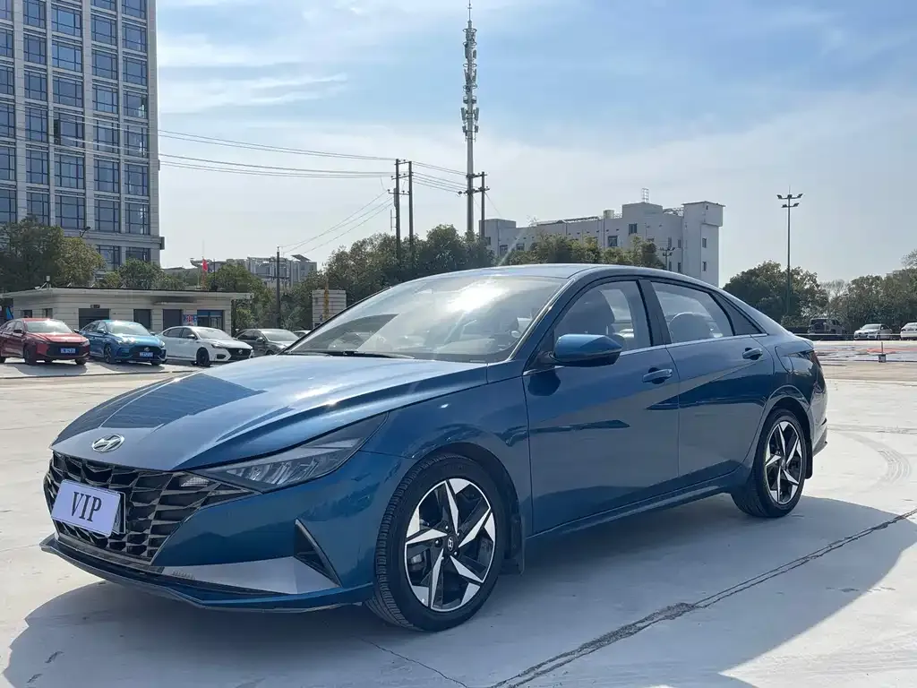 Hyundai Elantra 2022 из CN, фото 1