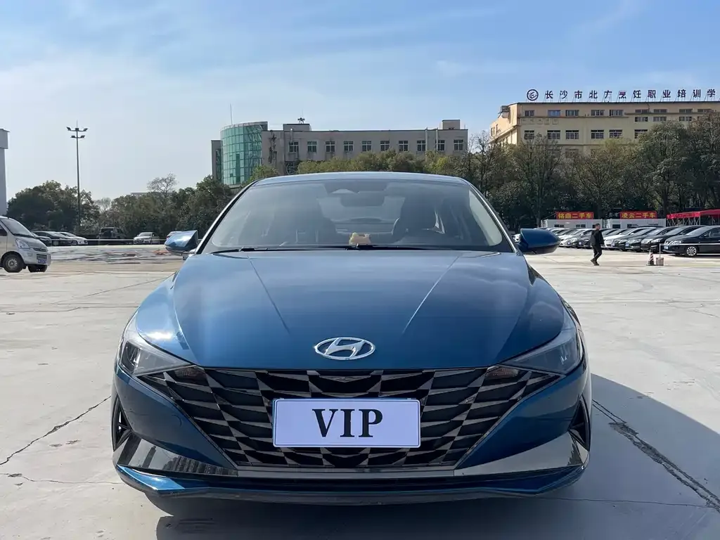 Hyundai Elantra 2022 из CN, фото 2