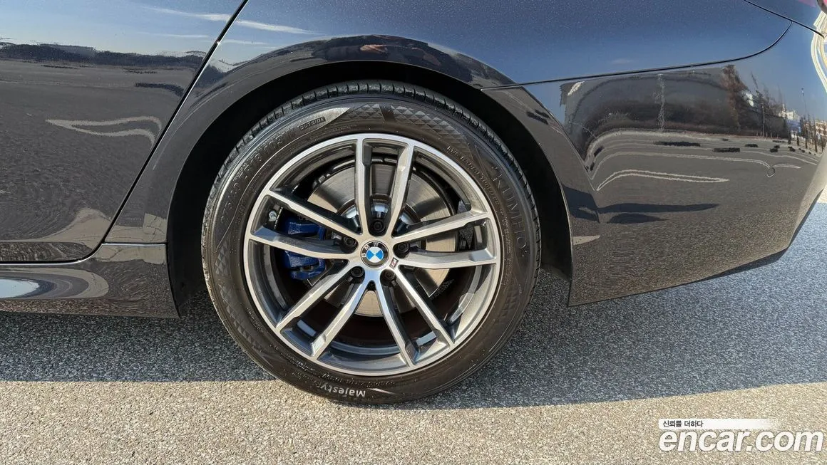 BMW 5-Series 2021 из KR, фото 10